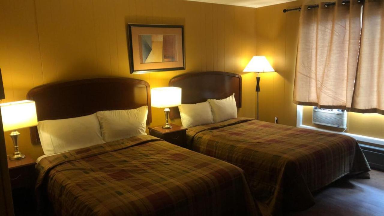 Moose Motel Smooth Rock Falls Bagian luar foto