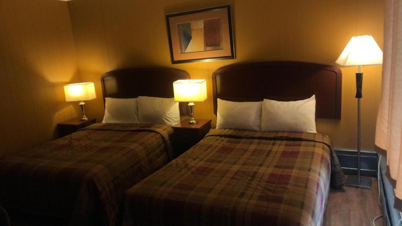 Moose Motel Smooth Rock Falls Bagian luar foto